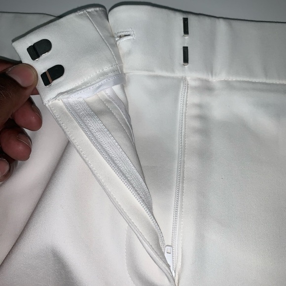 🌟Rafaella White Crop pants - Picture 5 of 7